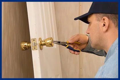 Advantage Locksmith Store Feeding Hills, MA 413-258-0257 - 1-Locksmith